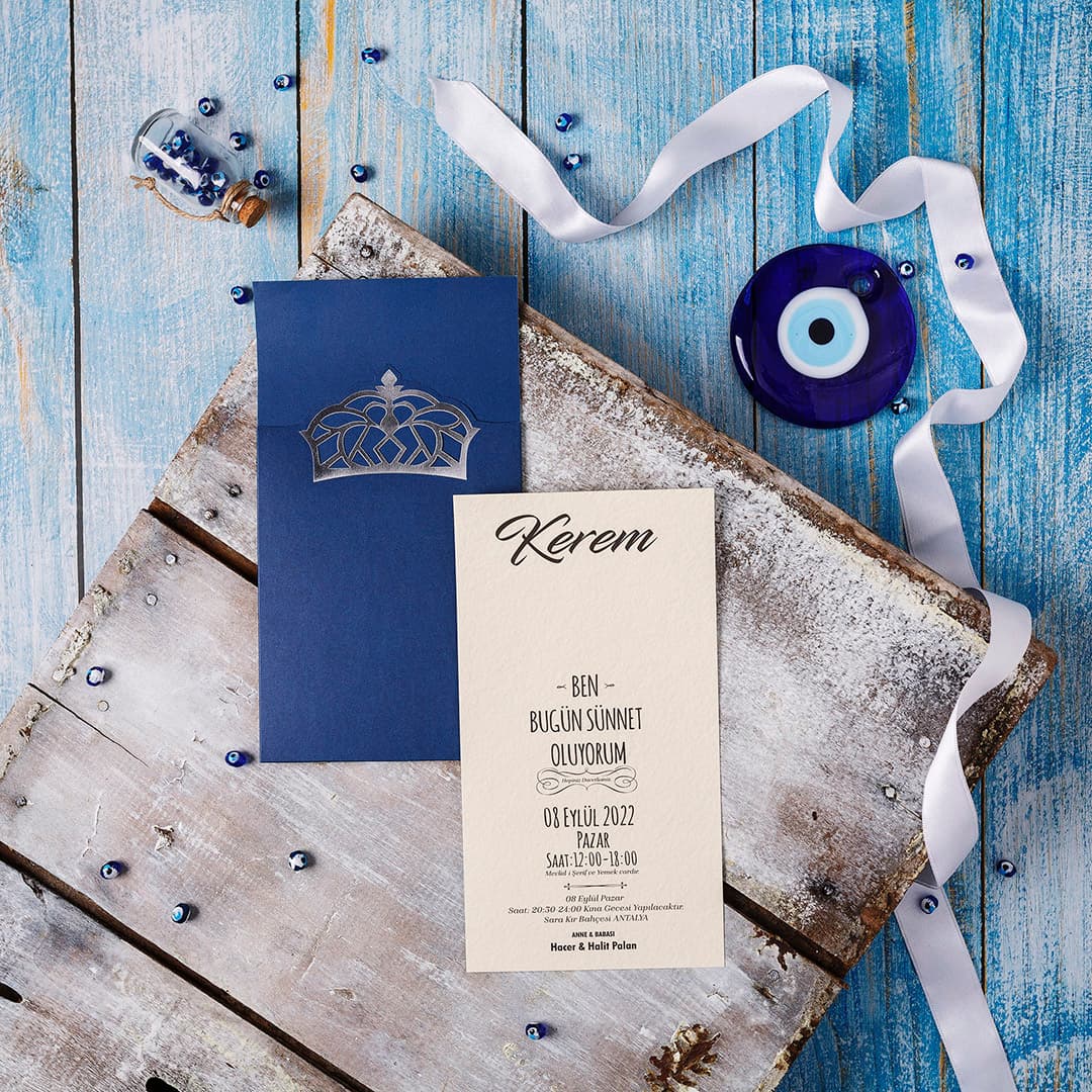 Futbol sahasi eğlenceli sünnet davetiyesi