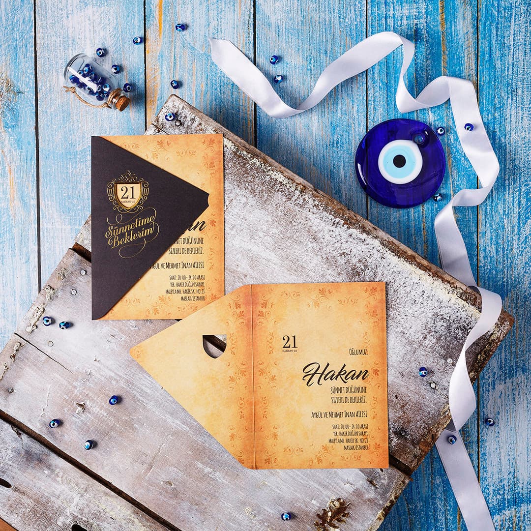 Minimalist cerceveli zarif sünnet davetiyesi